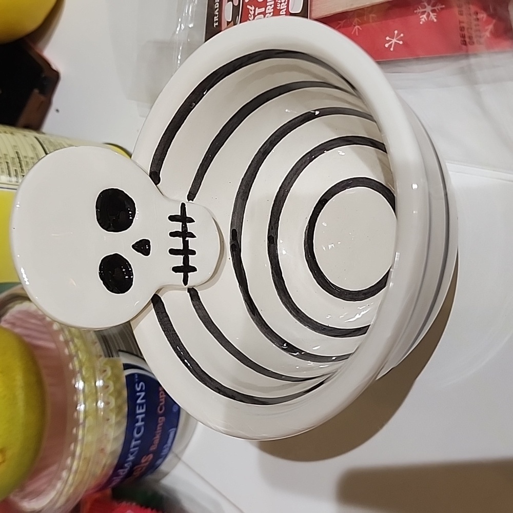 Skeleton candy 🍬 dish